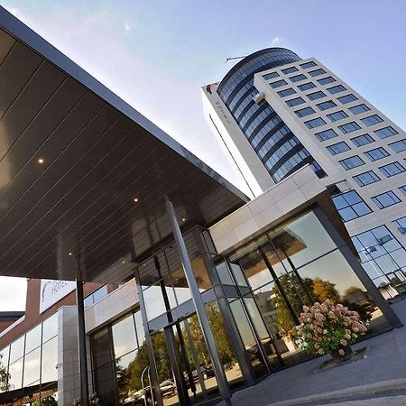 Van Der Valk Hotel Tiel Exterior photo